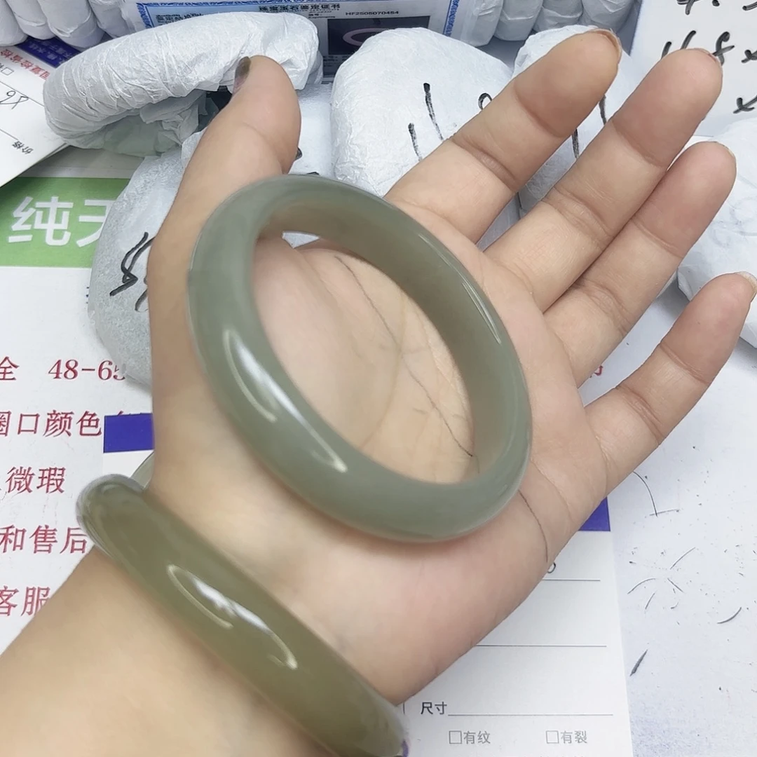 石英质玉未镶嵌手镯26/58