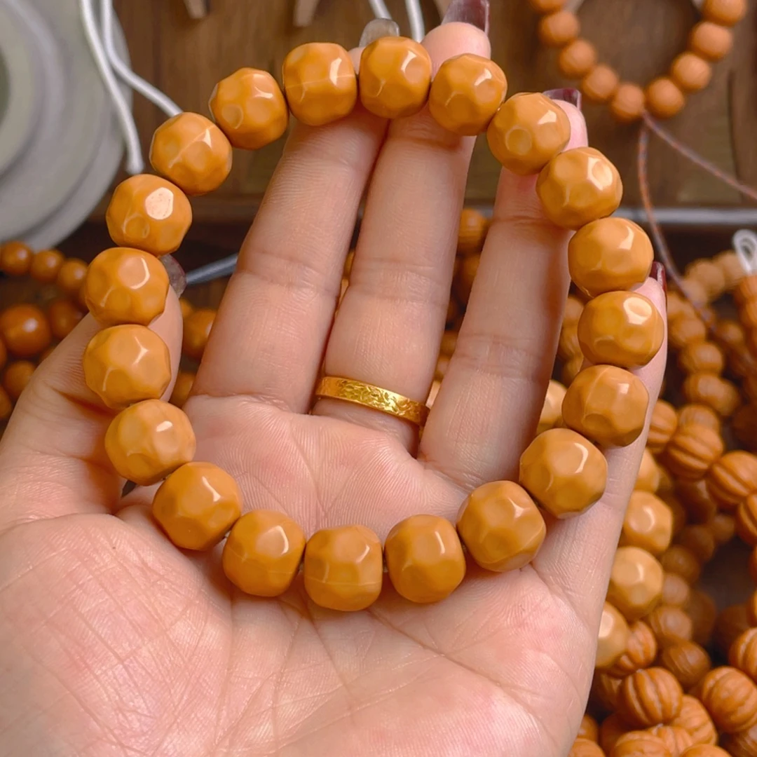 仧***乆吊坠猴头核桃111111111