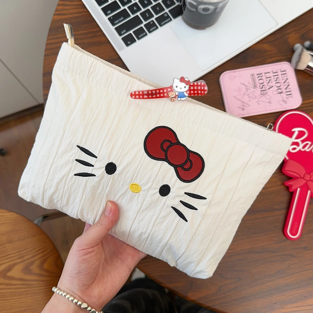 可爱化妆包大容量化妆品护肤品收纳包女旅行便携手提多功能洗漱包