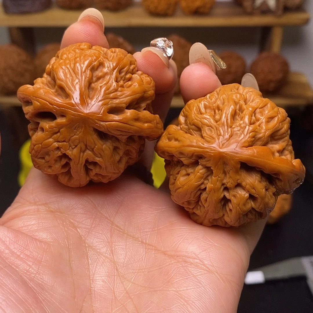 小***哥文玩核桃吊坠粗筋福利