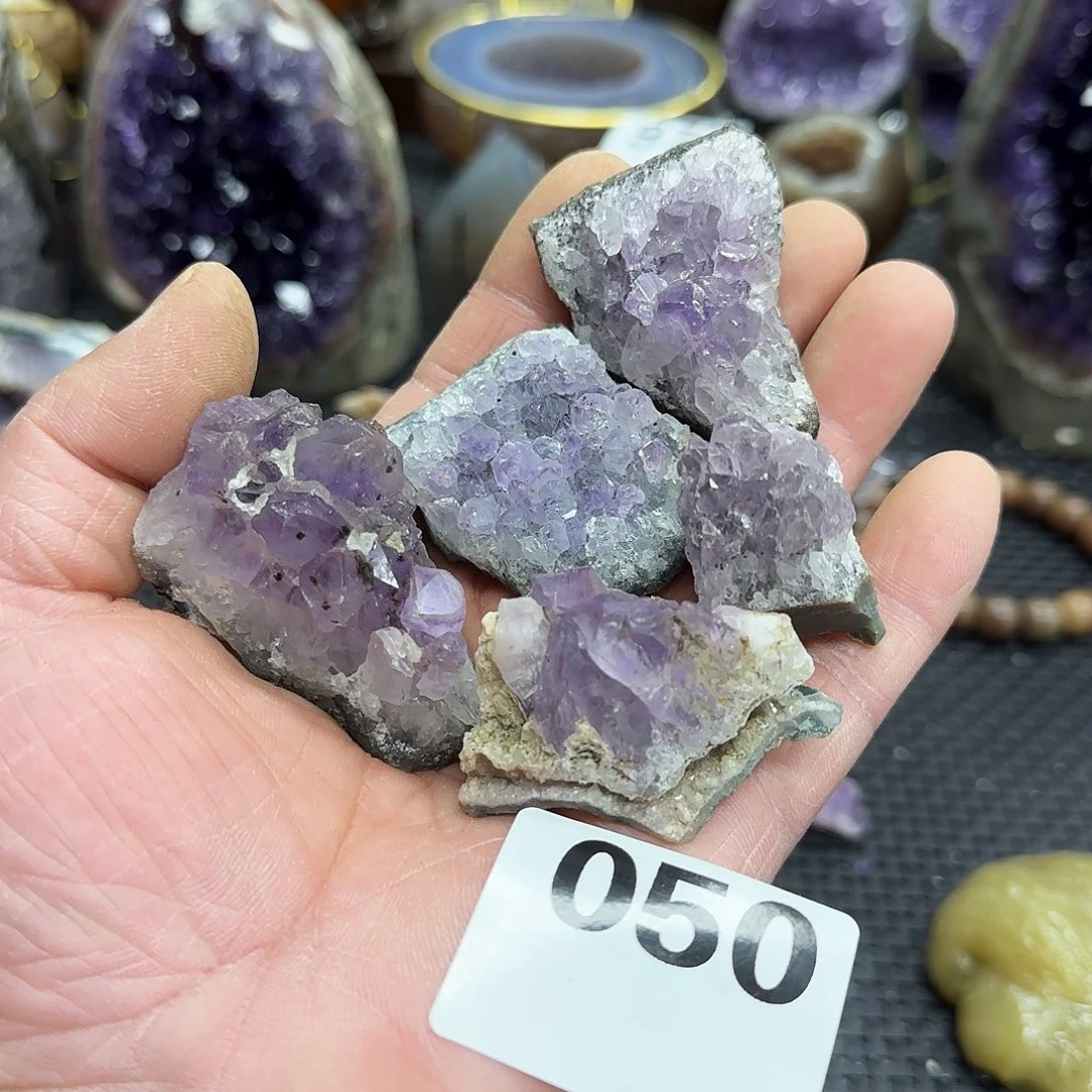 未镶嵌水晶大型摆件（非配饰）