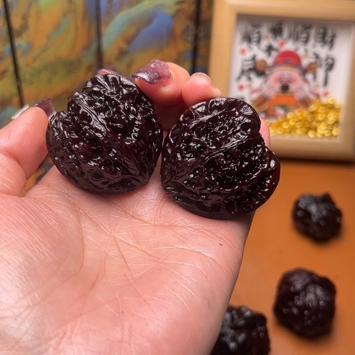 B***.核桃地闷文玩手宫灯 37