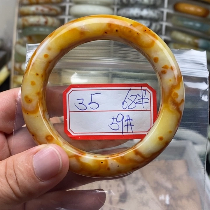 蛇纹石玉合金颈饰小*腿