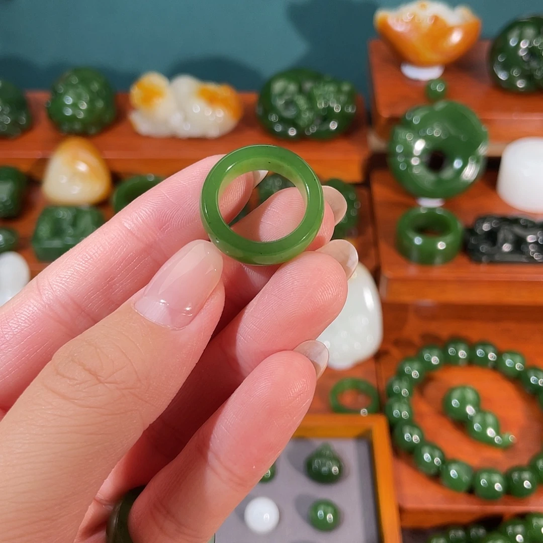 温***@和田玉未镶嵌手绳