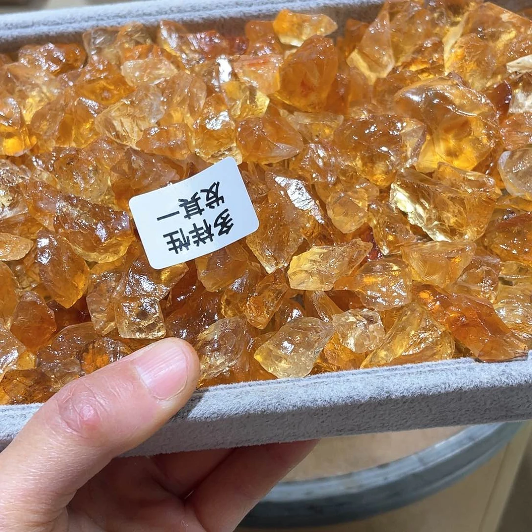 水晶摆件…..未镶嵌25g