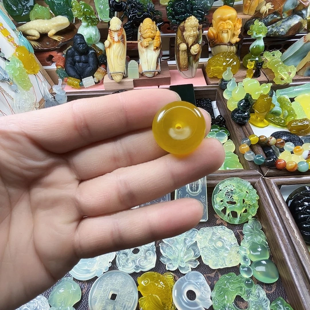 岫玉未镶嵌吊坠(不含链)