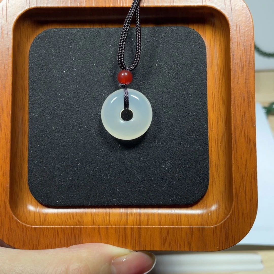 心***好未镶嵌颈饰玛瑙/玉髓