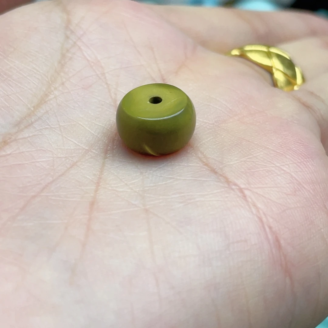 未镶嵌南红玛瑙珠宝奇石