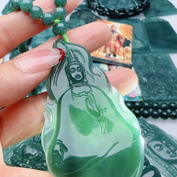 翡翠未镶嵌颈饰多样性发货天然A货翡翠