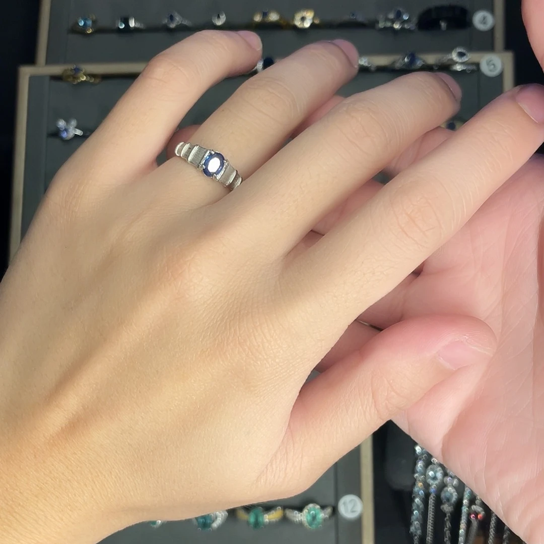 蓝宝石戒指银S925镶嵌