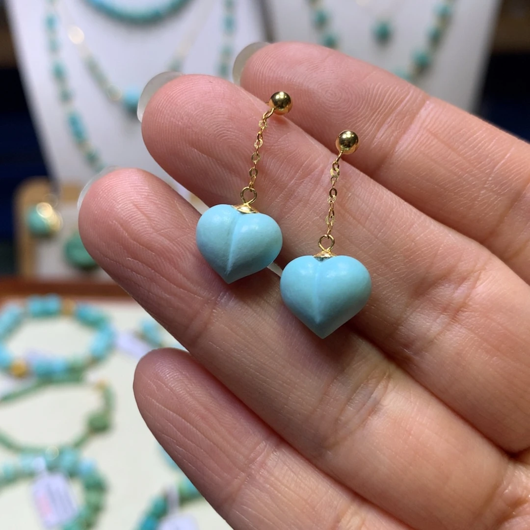 绿松石18K金镶嵌耳坠