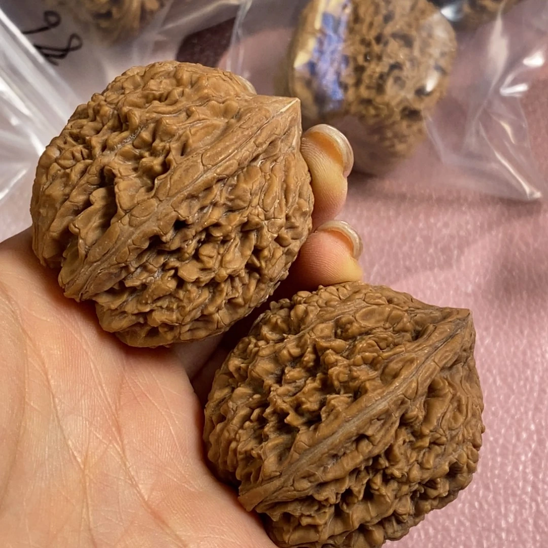 文玩核桃吊坠35蒜头188