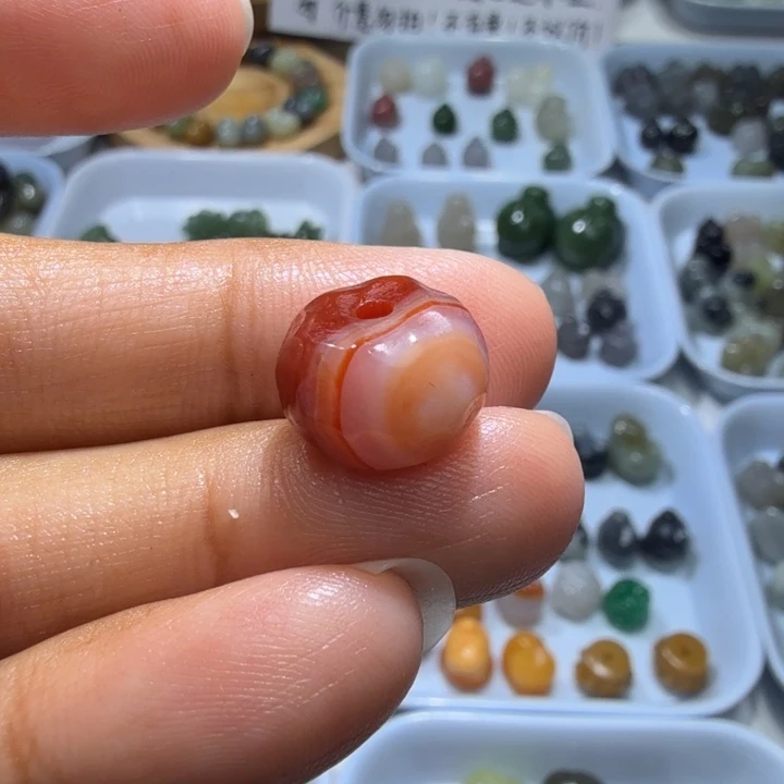 和田玉未镶嵌珠宝半成品