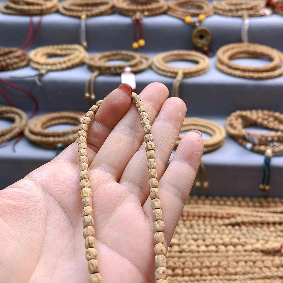 柏香籽/百香籽吊坠^**～
