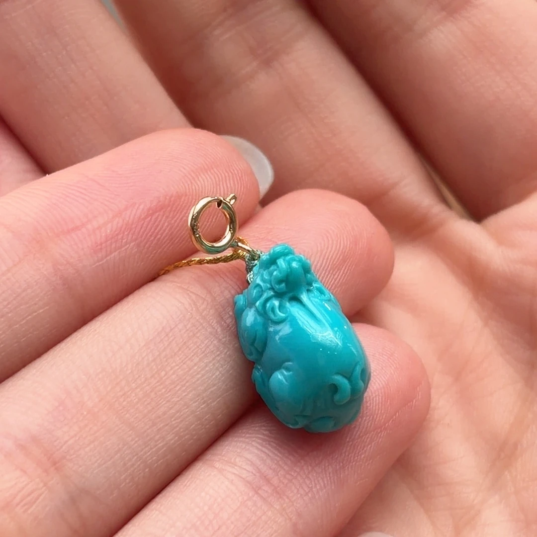 绿松石未镶嵌颈饰