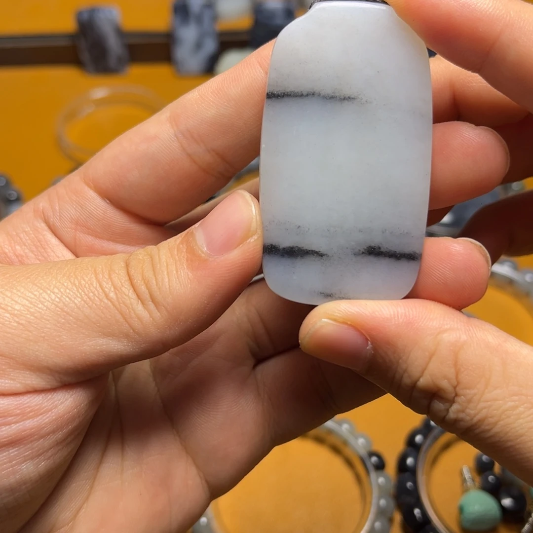 雄***0和田玉未镶嵌挂件不退换