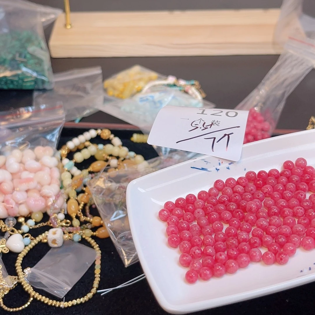 水晶珠宝半成品未镶嵌120 。