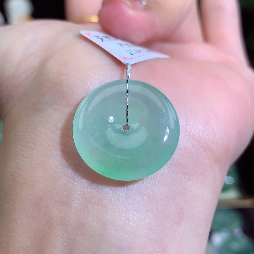 【闪购商品】翡翠未镶嵌吊坠(不含链)