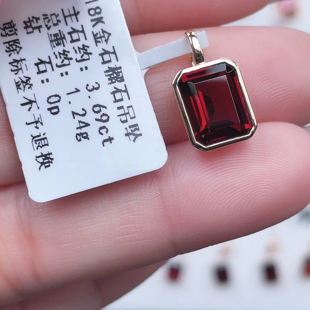 石榴石吊坠(不含链)18K金镶嵌