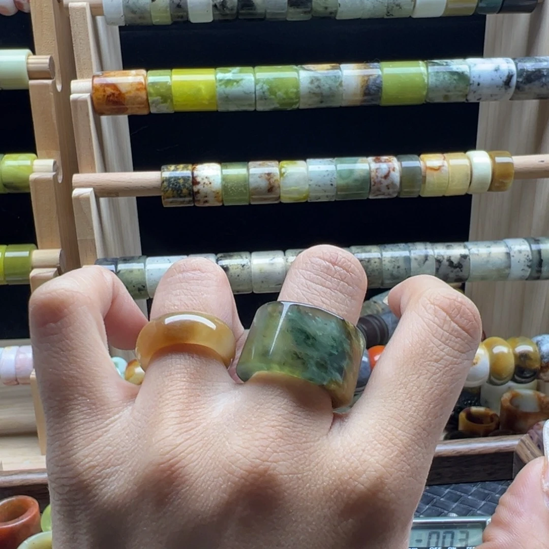 蛇纹石玉未镶嵌戒指微瑕15.8 默认瑕疵 不退不换