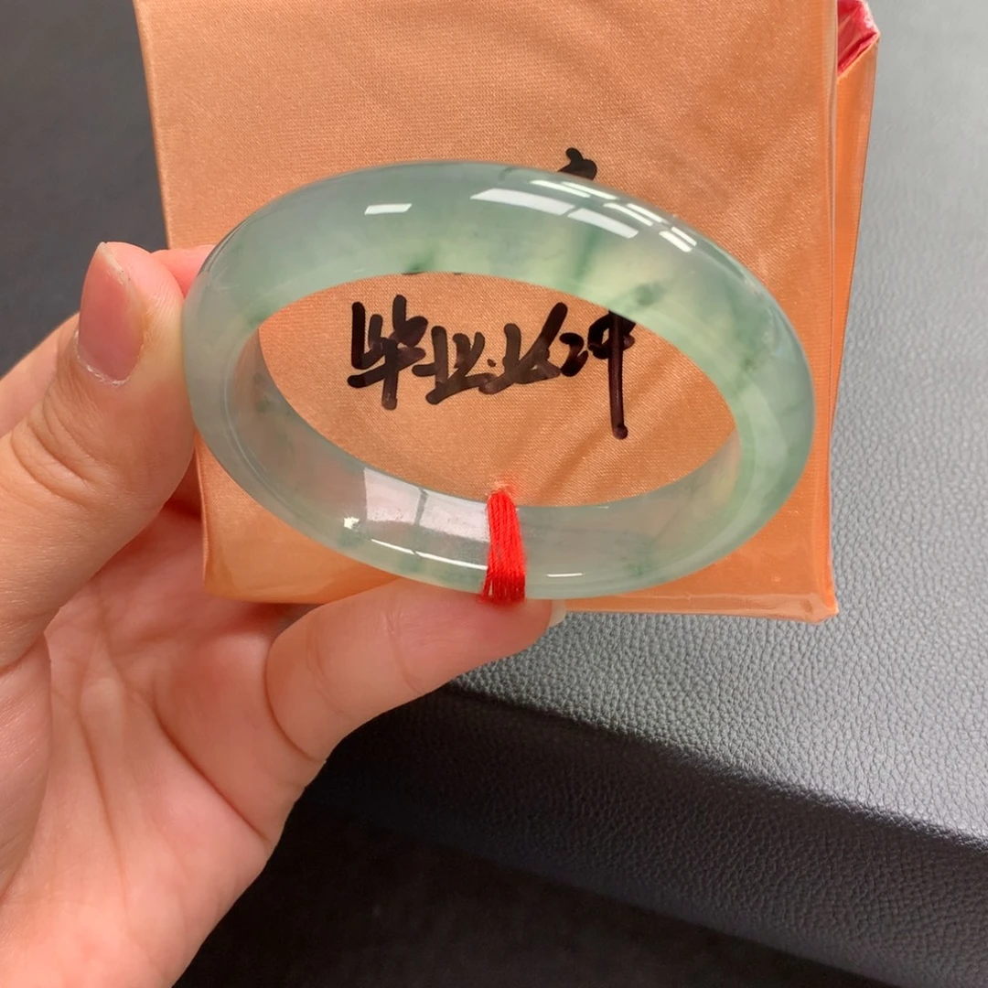 翡翠未镶嵌手镯13号53.5贵妃冰飘花高品质（二十万同料）强推必入