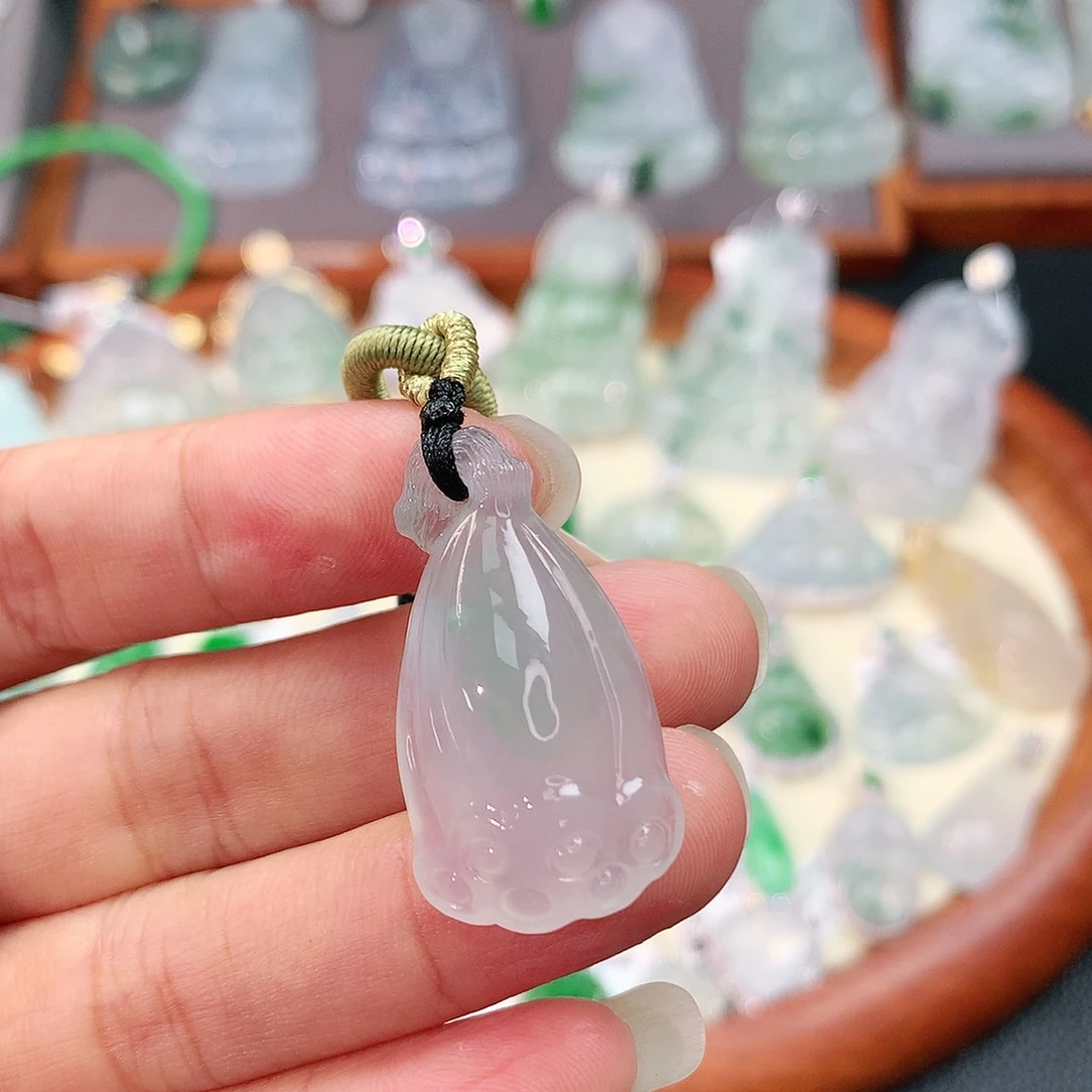 颈饰未镶嵌翡翠莲蓬