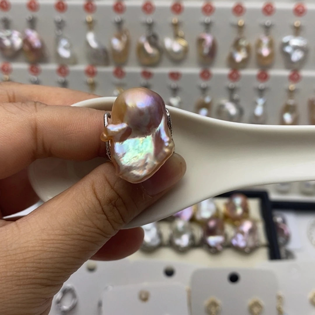 素***心未镶嵌其它淡水珍珠