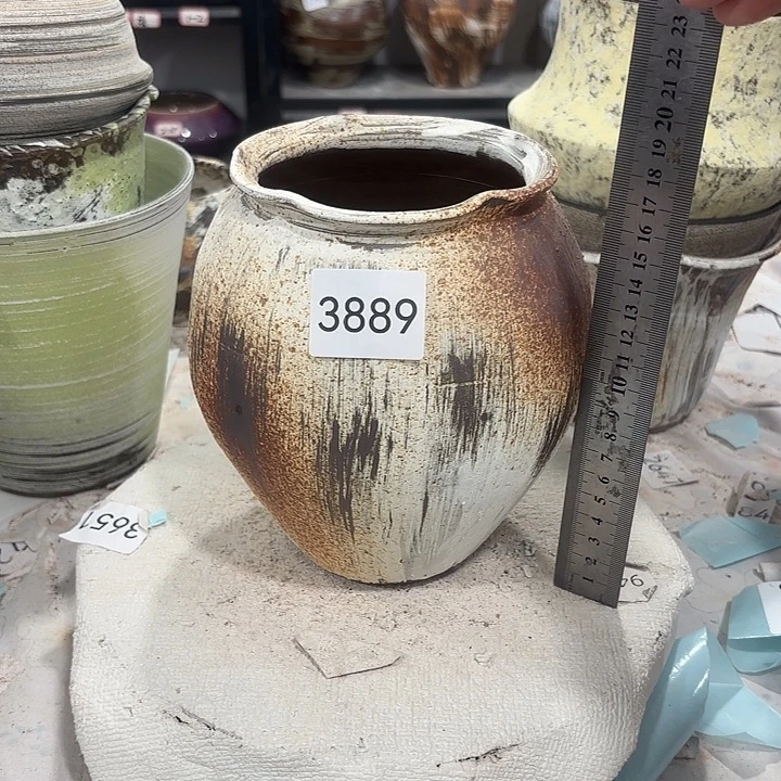 摆件高17，口20，有孔，瑕疵处理3889