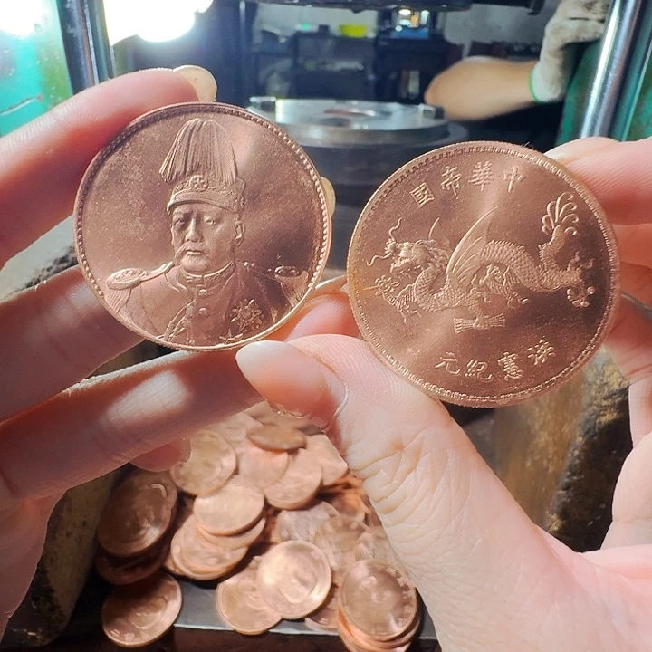 高帽飞龙，紫铜原光。包邮