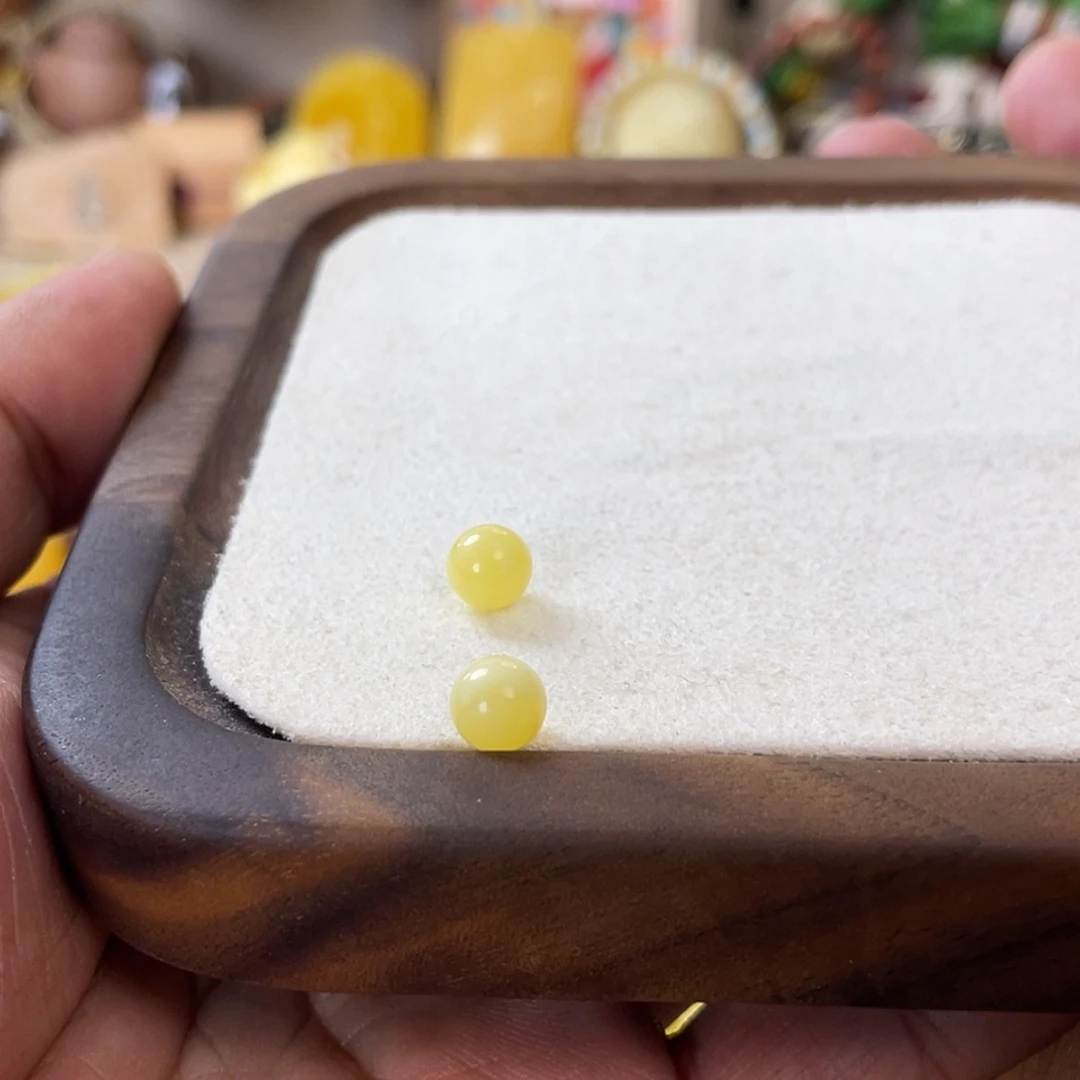 【闪购商品】蜜蜡吊坠(不含链)未镶嵌柳***香蜜蜡单珠多样性发其一