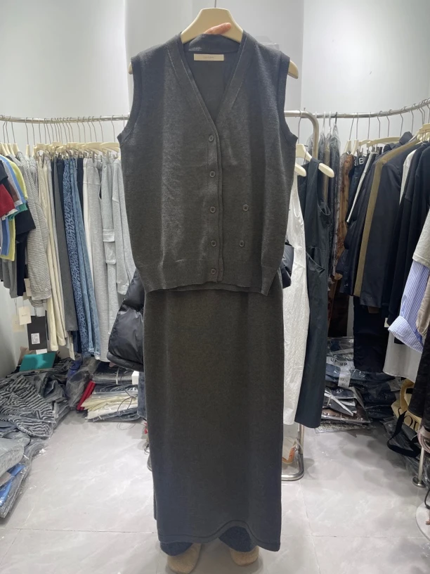 春季毛针织衫两件套