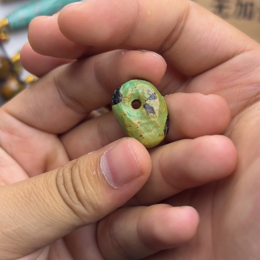 南红玛瑙未镶嵌绿松石