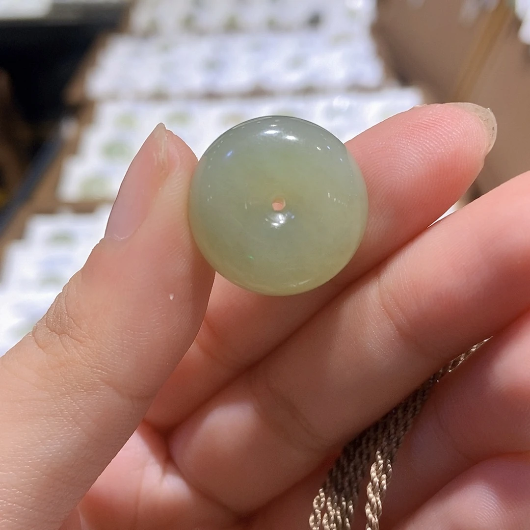 颈饰未镶嵌和田玉燃****儿