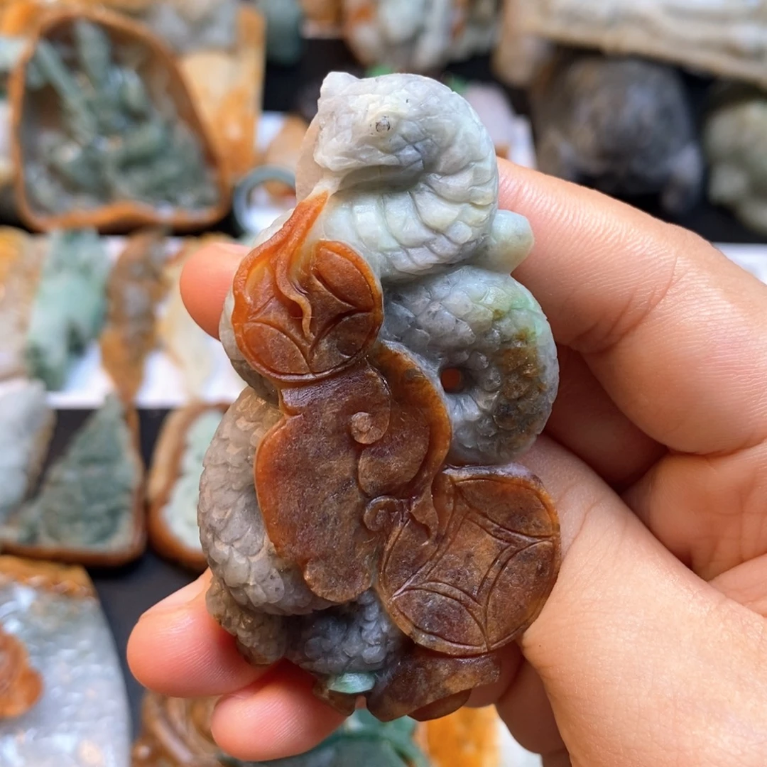 定制翡翠未镶嵌特色53