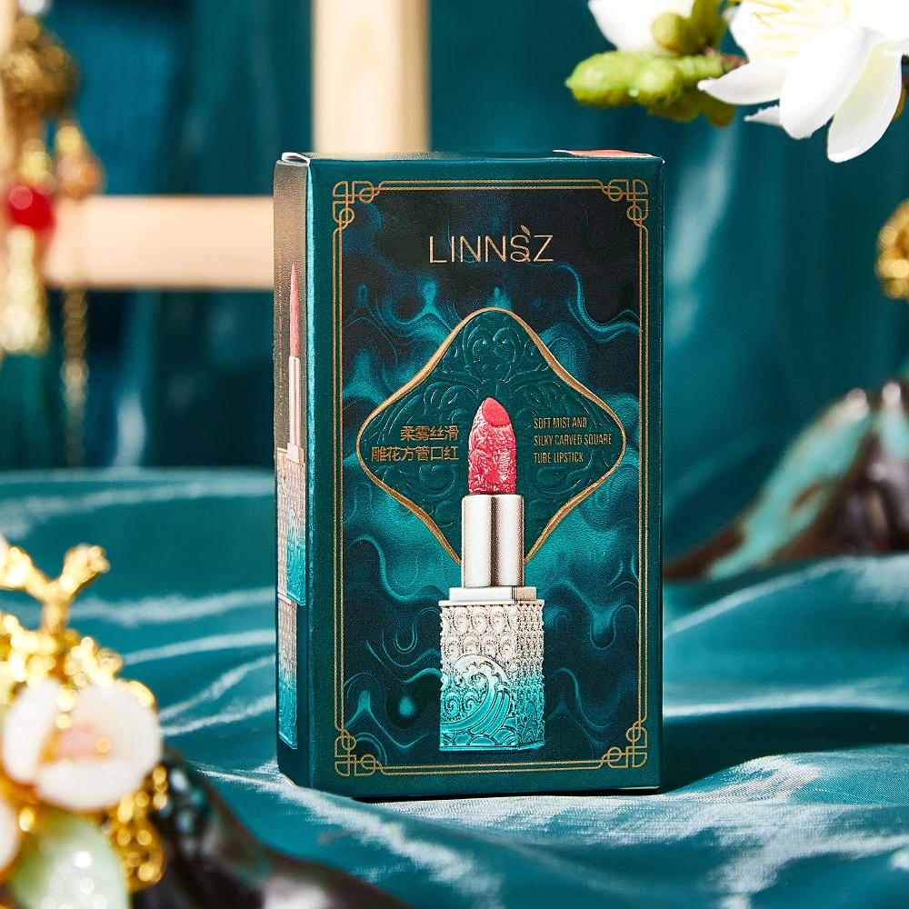 LINNSZ 琳妆柔雾丝滑雕花方管口红