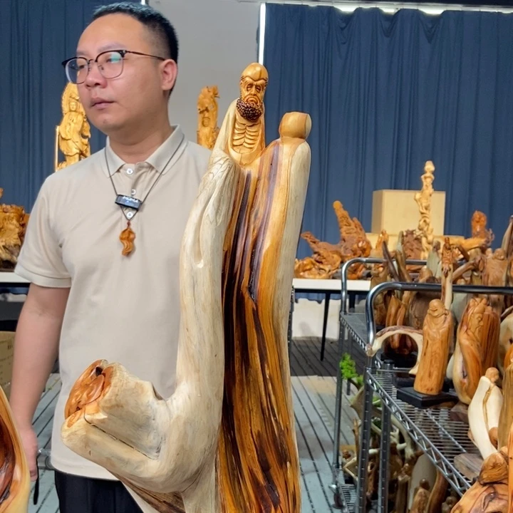 柏木（崖柏）随型摆件