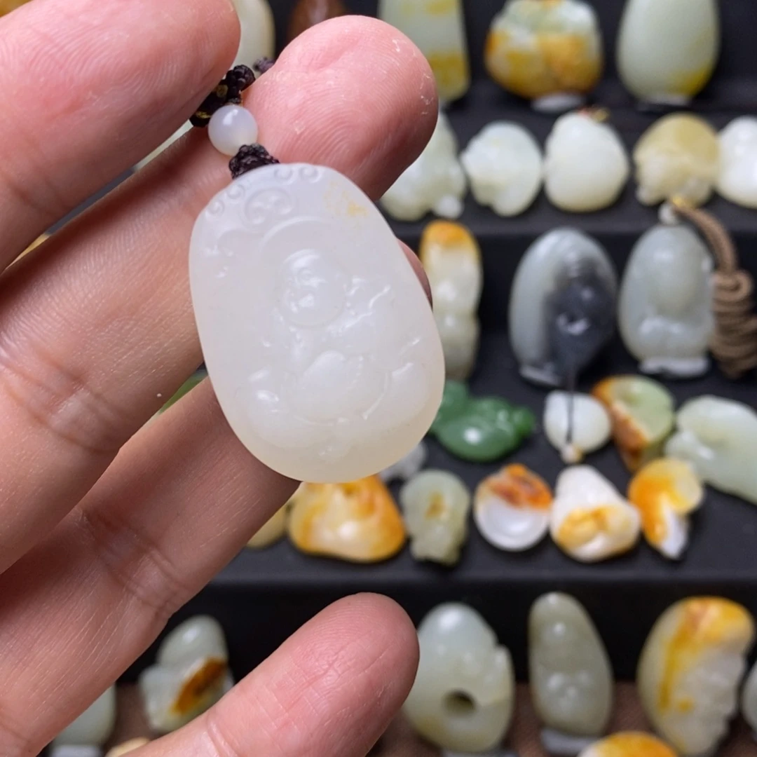 和田玉未镶嵌挂件