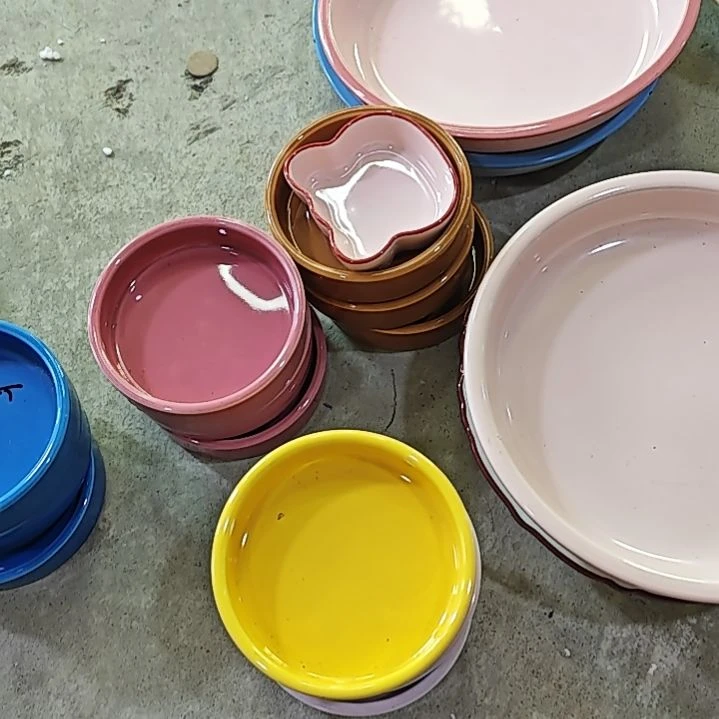 棕色厚边碟子3个装加两个小熊碟子