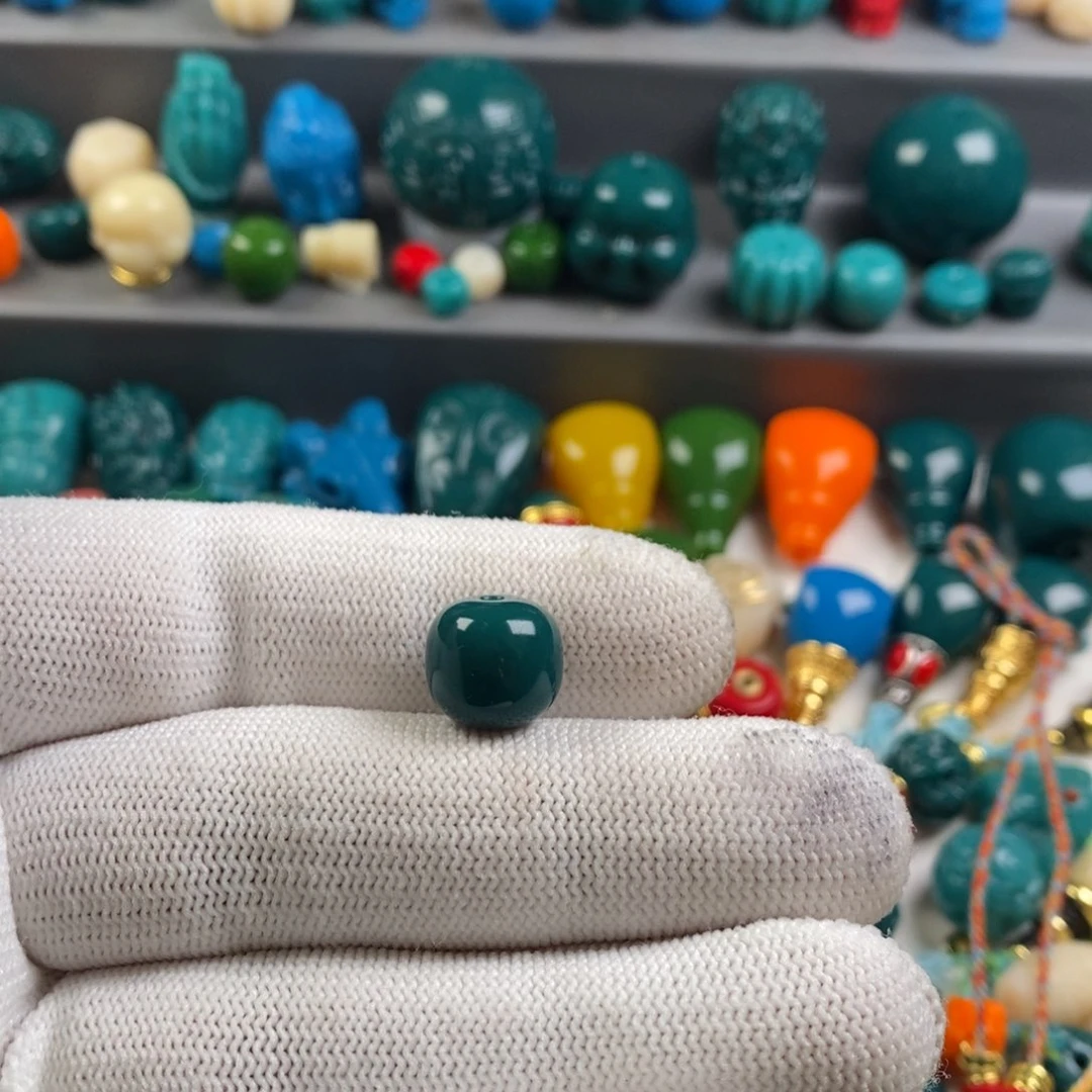 琉璃颈饰尺寸11左右