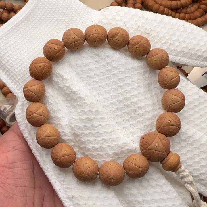 凤眼菩提吊坠尼泊尔14精品龙眼手持