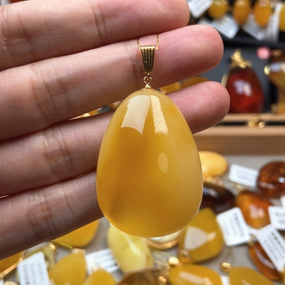 银S925镀金镶嵌颈饰琥珀