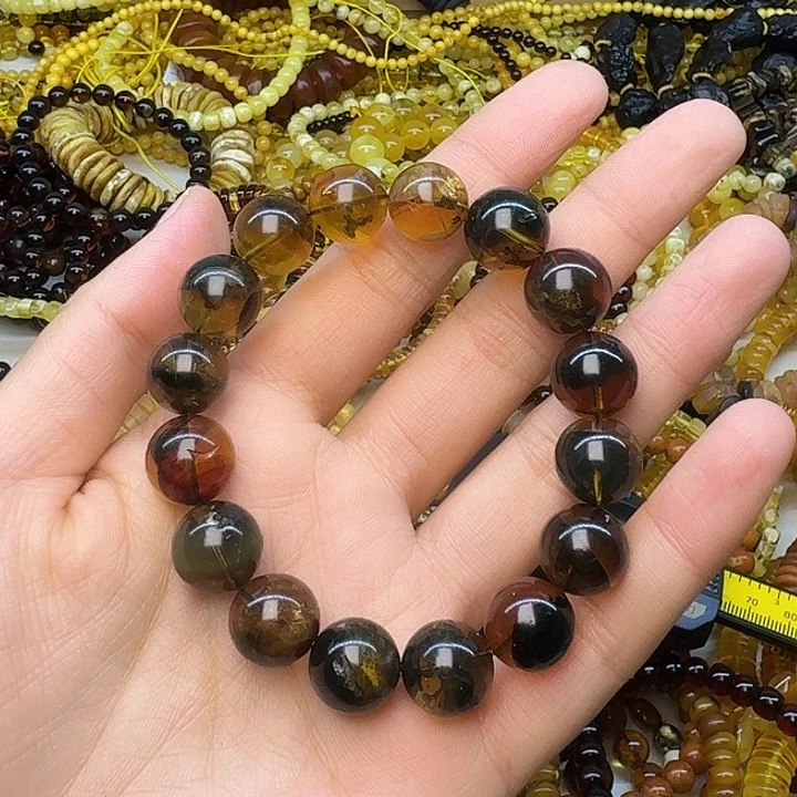 琥珀未镶嵌珠宝奇石