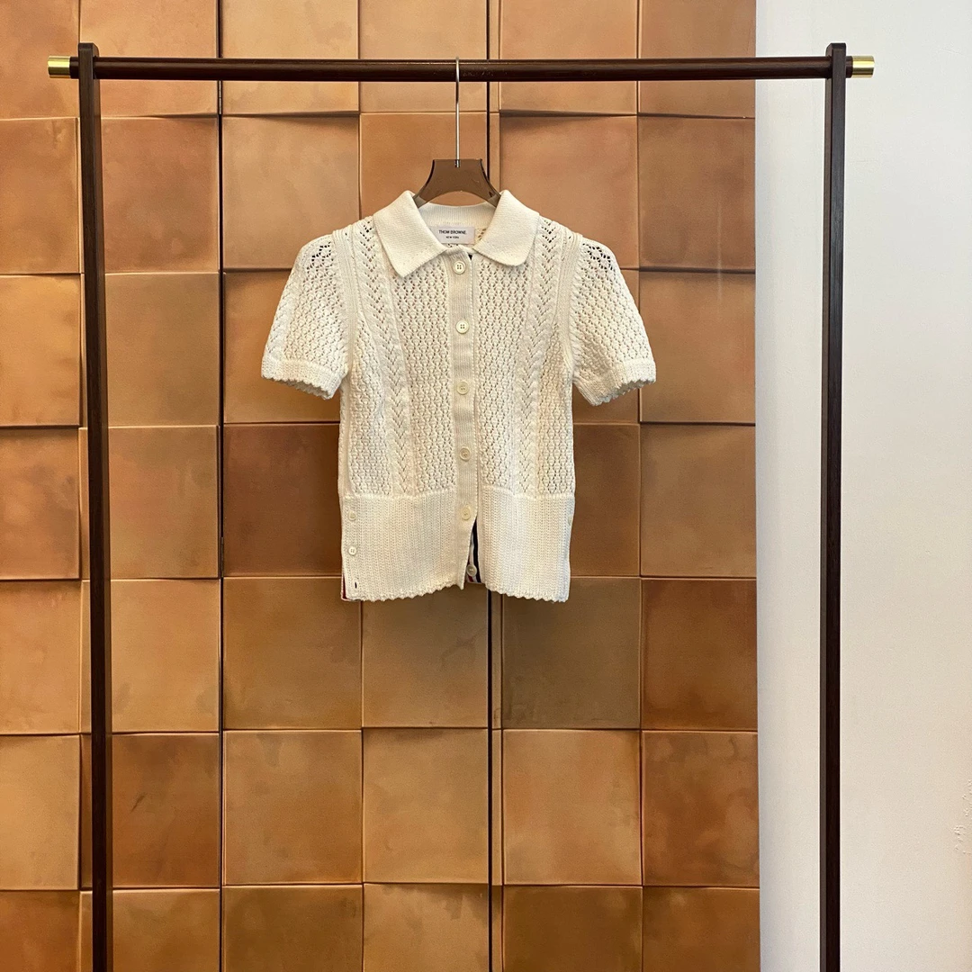 99新 THOMBROWNE 新款门襟彩条小香风短袖开衫/40码/存放品/29489