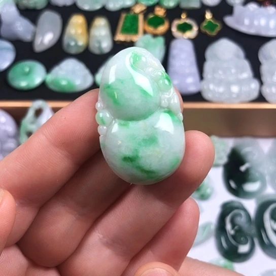 颈饰未镶嵌翡翠葫芦