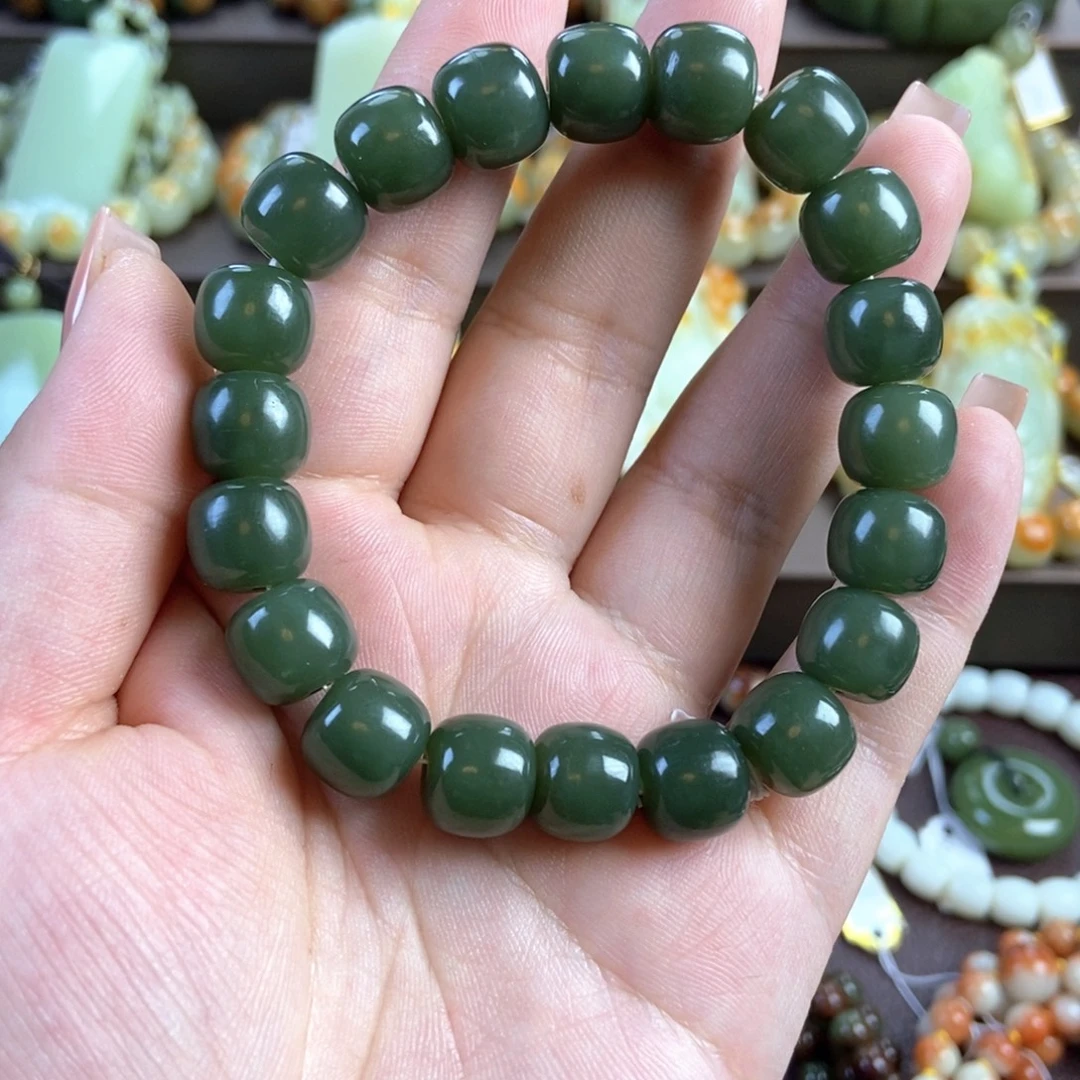 透闪石质玉未镶嵌手串