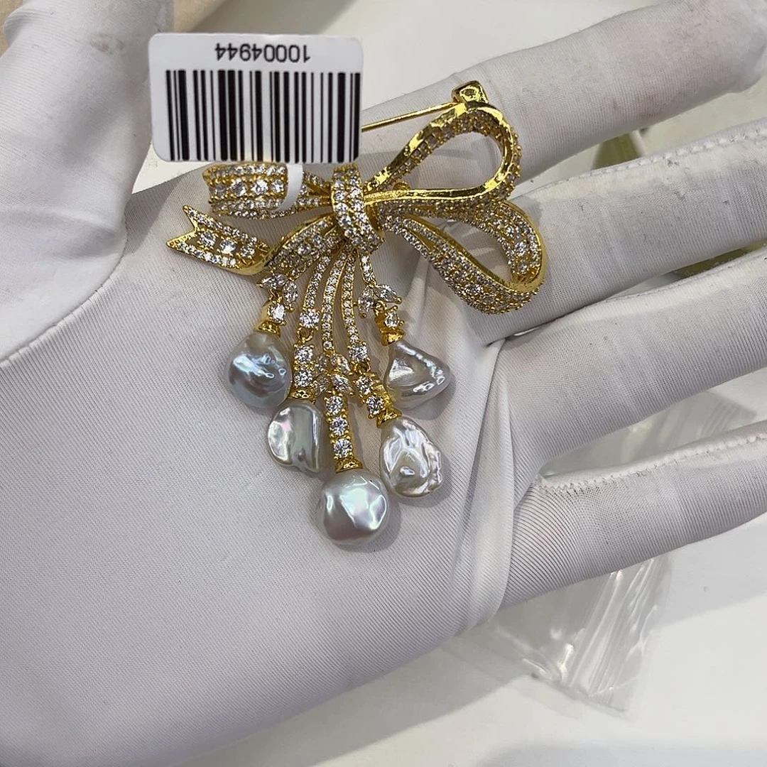 淡水珍珠耳饰合金