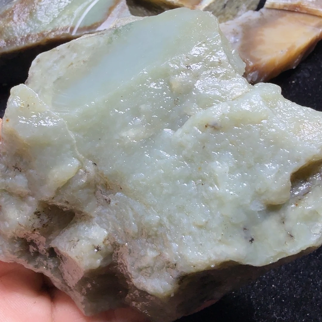 和田玉（糖玉）未镶嵌珠宝半成品