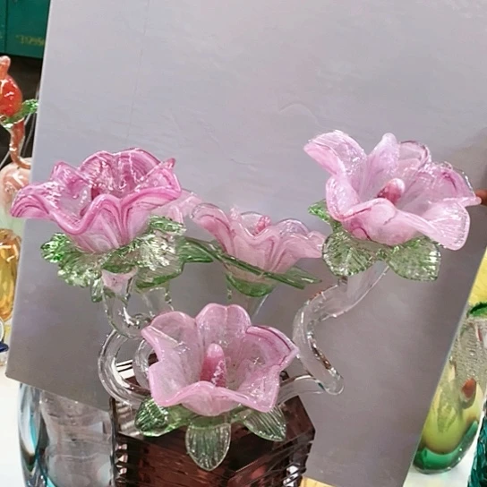 琉璃花瓶高45厘米宽9厘米