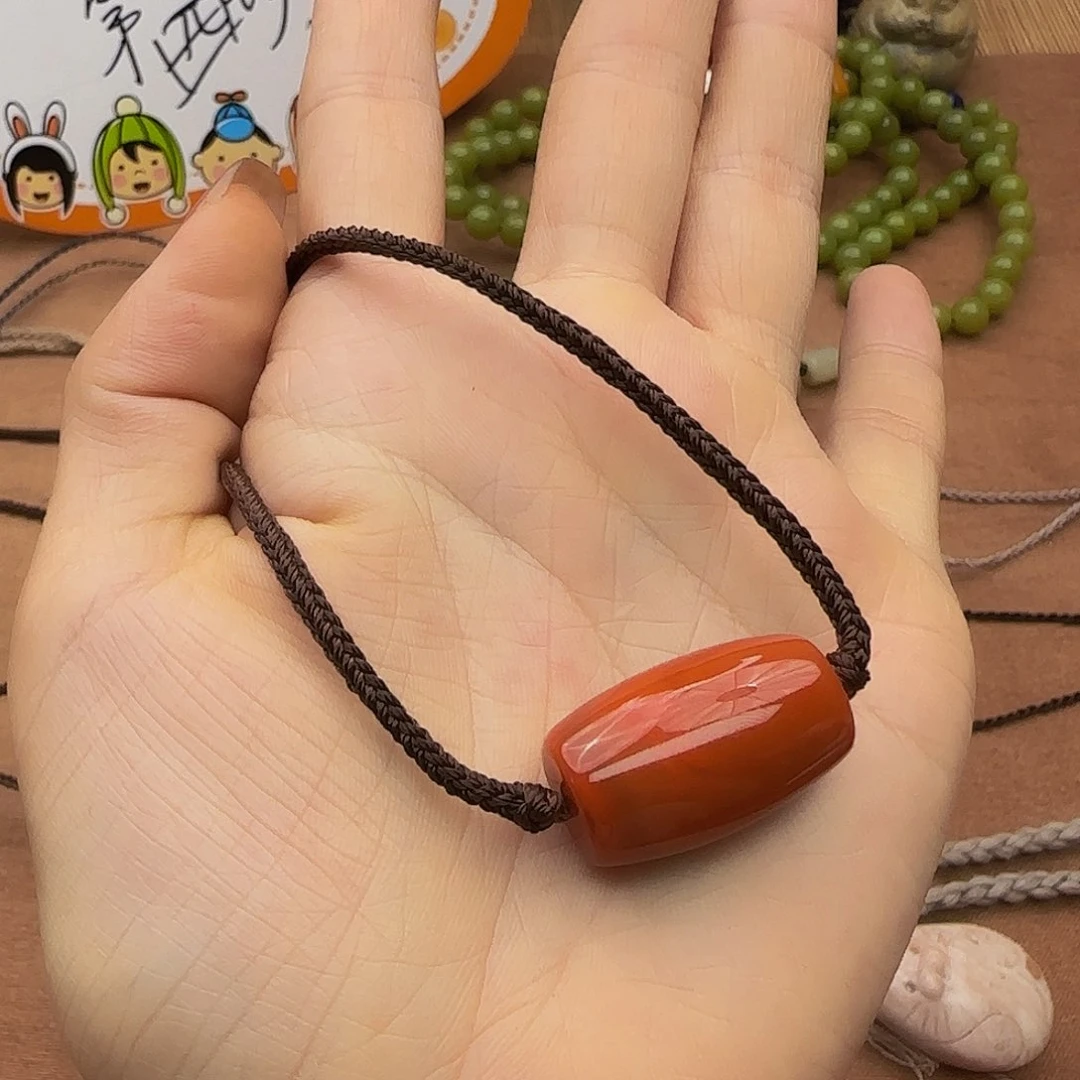 逸***然南红玛瑙未镶嵌颈饰