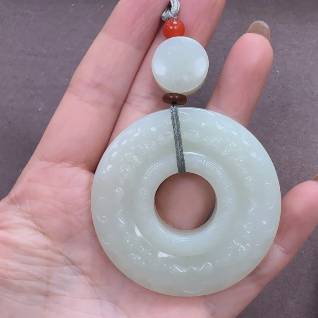 未镶嵌和田玉挂件